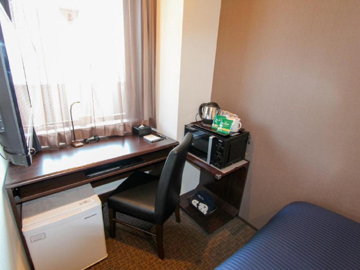 Hotel Livemax Premium Himejieki-Minami Buitenkant foto