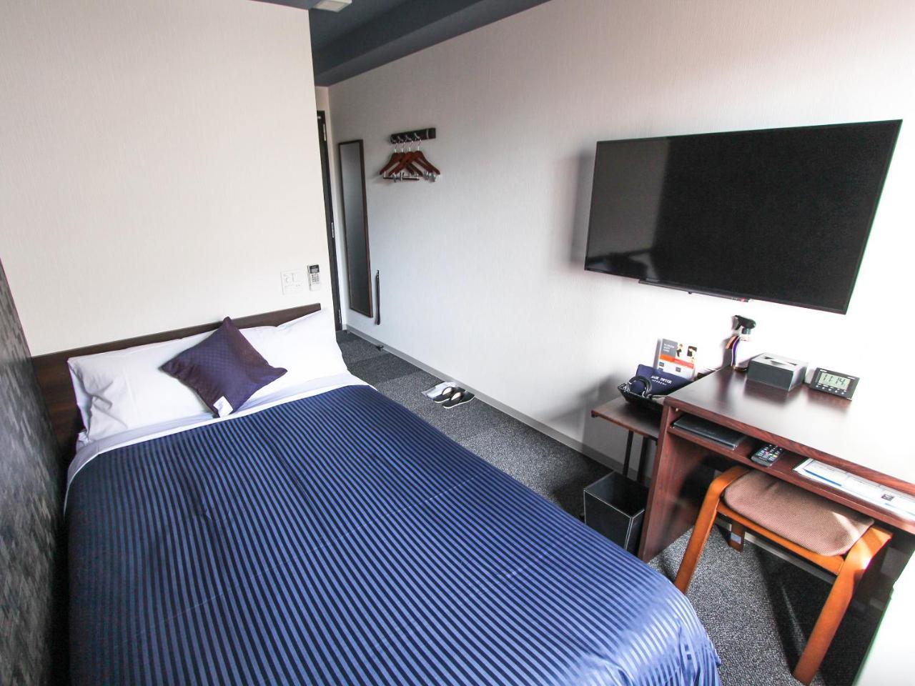 Hotel Livemax Premium Himejieki-Minami Buitenkant foto